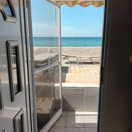 Apartament Beachfront Jordan *